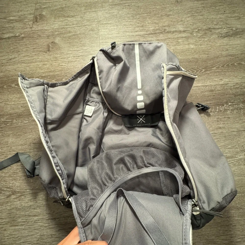 Nike Hoops Elite Max Air Team 2.0 Backpack Gray Quad Zip Basketball Bag Outdoor